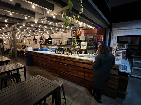 Brightwood Pizza & Bottle by null