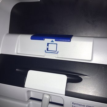 United Airlines - No head screen on older planes - Airlines Near Me - Honolulu, Hawaii United Airlines - No head screen on older planes - Airlines Near Me - Honolulu, Hawaii