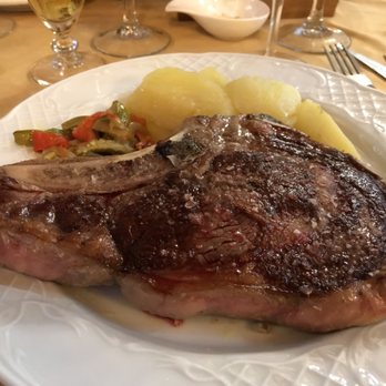 Cádiz el Chico - Chuletón de ternera - Andalusian Near Me - Grazalema, California Cádiz el Chico - Chuletón de ternera - Andalusian Near Me - Grazalema, California