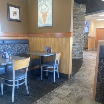 Culver's - Inside. - Fast Food Near Me - Sarasota, Florida