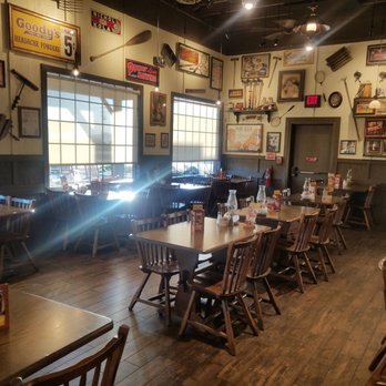Cracker Barrel - Inside - Southern Near Me - Victorville, California