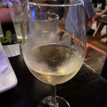Pint + Jigger - Chardonnay - Beer Bar Near Me - Honolulu, Hawaii Pint + Jigger - Chardonnay - Beer Bar Near Me - Honolulu, Hawaii