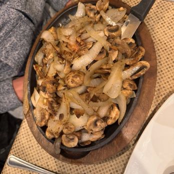 Salsa Tex Mex - Pollo con Hongos - Mexican Near Me - Allen, Texas