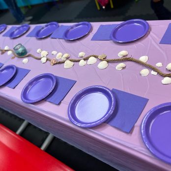 Jolly Yolly Kids - Birthday Table set up - Indoor Playcenter Near Me - Fairfax, Virginia