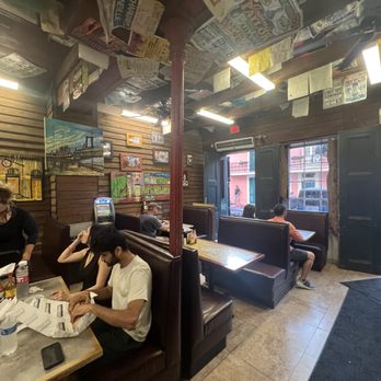 NOLA Poboys - seating - Seafood Near Me - New Orleans, Louisiana NOLA Poboys - seating - Seafood Near Me - New Orleans, Louisiana