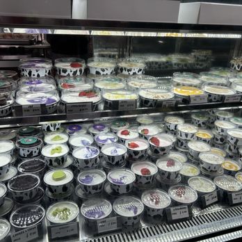 Crazy Block Cheesecakes - Lots of Cheesecakes - Desserts Near Me - Oakland, California