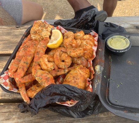 Shells and Tails 2 Geaux by null
