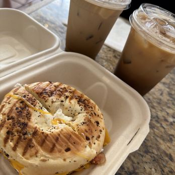 Woody's Cafe - Cheesy Bagel, Vanilla Latte & Caramel Iced Coffee - Coffee & Tea Near Me - Oakland, California Woody's Cafe - Cheesy Bagel, Vanilla Latte & Caramel Iced Coffee - Coffee & Tea Near Me - Oakland, California