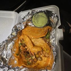 Cafeteria Joyabateca - Carnitas and Birria Tacos
