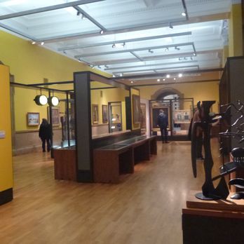 Kelvingrove Art Gallery & Museum - Museums Near Me - Glasgow, GLG