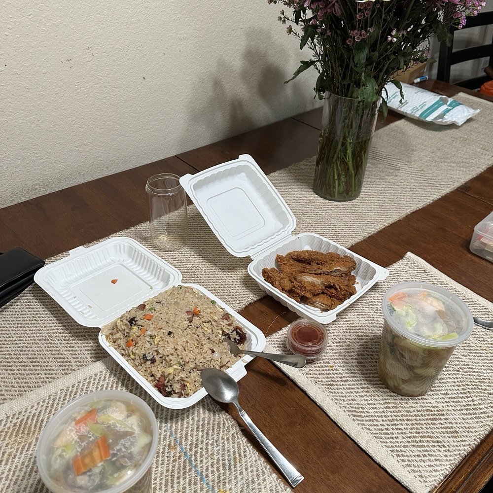China Bowl - barbecue pork, fried rice, Katsu, chicken and wonton soup;) - Chinese Near Me - Moreno Valley, California China Bowl - barbecue pork, fried rice, Katsu, chicken and wonton soup;) - Chinese Near Me - Moreno Valley, California