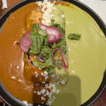 Amelias Mexican Kitchen - Chicken enchiladas (half green, half red) - Mexican Near Me - Tucson, Arizona
