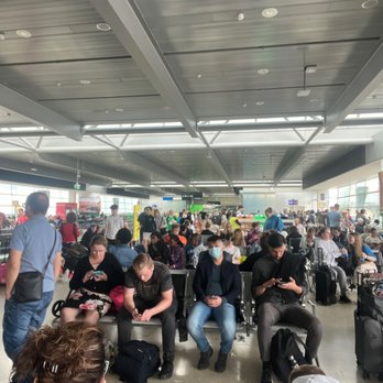 Dublin Airport - No masks whatsoever. - Airports Near Me - Dublin, D