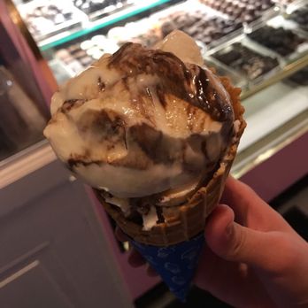 Scoop DeVille - Vanilla fudge!! Delicious - Ice Cream & Frozen Yogurt Near Me - Philadelphia, Pennsylvania Scoop DeVille - Vanilla fudge!! Delicious - Ice Cream & Frozen Yogurt Near Me - Philadelphia, Pennsylvania