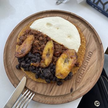 Encuentro Cafe - Venezuelan Near Me - San Diego, California
