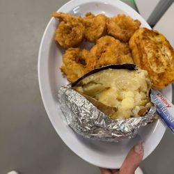 Village Diner - Hand battered fried shrimp plate