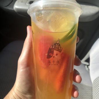 Timeless Tea - Large 4 Season Fruit Tea - Desserts Near Me - Seattle, Washington Timeless Tea - Large 4 Season Fruit Tea - Desserts Near Me - Seattle, Washington