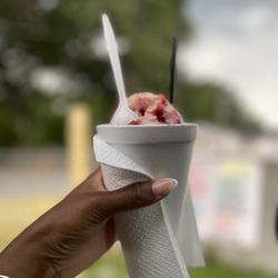 Snow Queen - Strawberry cheesecake/strawberry snowball with condensed milk