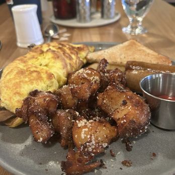 Marcy - Mushroom and Gruyère omelette with breakfast potatoes and sausage links - Bars Near Me - Lake Placid, New York