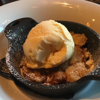 Bacari GDL - Bread pudding - Mediterranean Near Me - Glendale, California Bacari GDL - Bread pudding - Mediterranean Near Me - Glendale, California