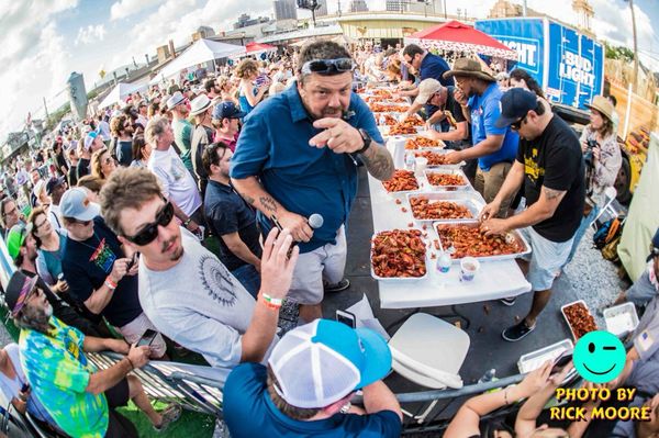 COCHON KING Food Truck “The Pig Truck” by null