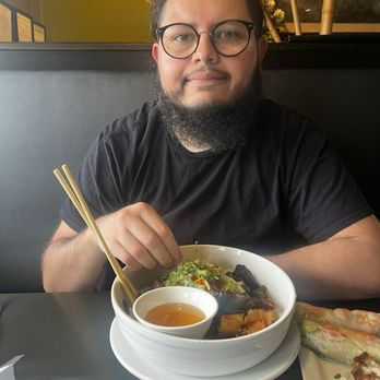 Saigon Restaurant - Vietnamese Near Me - Omaha, Nebraska
