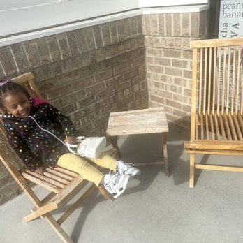 Knotts Coffee - Outside - Coffee & Tea Near Me - Suffolk, Virginia