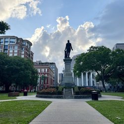 Lafayette Square - Good chill time just reading in the park.