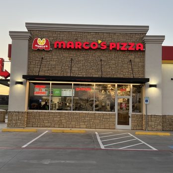 Marco's Pizza - Used to be a which which but looks great as a Marco's! - Italian Near Me - Hewitt, Texas