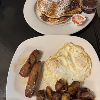 The Brownstone Cafe - New American Near Me - Fullerton, California The Brownstone Cafe - New American Near Me - Fullerton, California