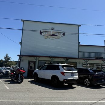 Tyee Restaurant & Motel - Outside - Hotels Near Me - Coupeville, Washington Tyee Restaurant & Motel - Outside - Hotels Near Me - Coupeville, Washington