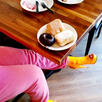 Db3 Donuts - This photo gives me the DB gbs - Donuts Near Me - Evanston, Illinois