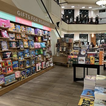 Barnes & Noble - Gifts & other fun items - Newspapers & Magazines Near Me - Los Angeles, California Barnes & Noble - Gifts & other fun items - Newspapers & Magazines Near Me - Los Angeles, California