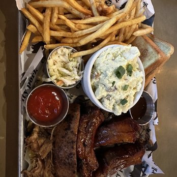 City Pork Perkins - BBQ sampler - Breakfast & Brunch Near Me - Baton Rouge, Louisiana