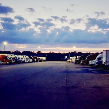Love's RV Hookup - Commercial Truck Repair Near Me - Knightstown, Indiana Love's RV Hookup - Commercial Truck Repair Near Me - Knightstown, Indiana