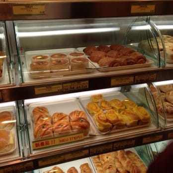 Fay Da Bakery - Bakeries Near Me - New York, New York