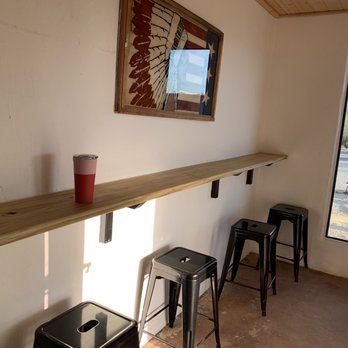 Basecamp Terlingua - The other side of the coffee room - some people were working on their computers over there but we left ours at home for the week! - Vacation Rentals Near Me - Terlingua, Texas