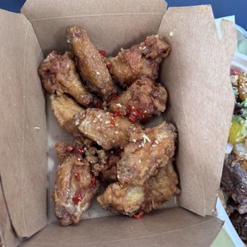 Mango Steen's - Lemon Pepper Wings - Chicken Wings Near Me - Seattle, Washington