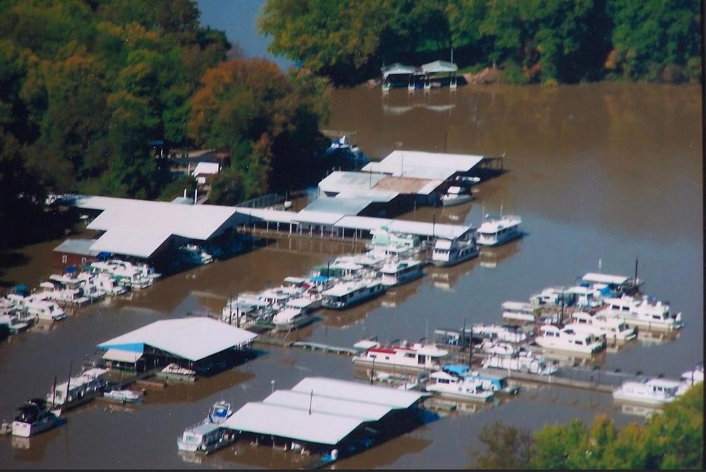 HOLIDAY POINT MARINA Updated April 2024 1200 Braunlin Rd, Franklin Furnace, Ohio Marinas