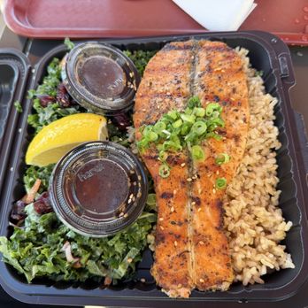 Wagyu Meat & Grill - Salmon Plate - Korean Near Me - Irvine, California Wagyu Meat & Grill - Salmon Plate - Korean Near Me - Irvine, California