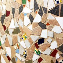 Wall tile design in women's bathroom