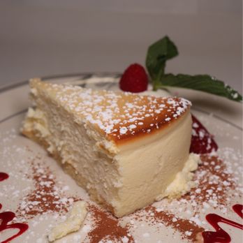 Il Mondo Vecchio - a piece of cake on a plate - Italian Near Me - Madison, New Jersey Il Mondo Vecchio - a piece of cake on a plate - Italian Near Me - Madison, New Jersey