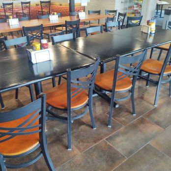 Talon's Pub & Grille - tables and chairs - American Near Me - Clifton Park, New York