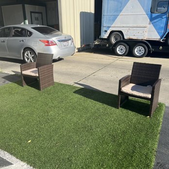 Smog Star Express - Seating area - Smog Check Stations Near Me - Concord, California Smog Star Express - Seating area - Smog Check Stations Near Me - Concord, California