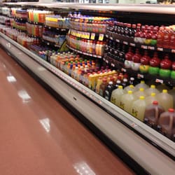 Price Chopper - Great selection, well organized supermarket! Very clean (notice that floor) with helpful staff.