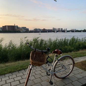 Mandarin Oriental Hotel - Complimentary bike rental - Hotels Near Me - Boston, Massachusetts Mandarin Oriental Hotel - Complimentary bike rental - Hotels Near Me - Boston, Massachusetts