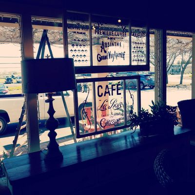 Sonoma Country Antiques by null