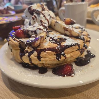 Aloha Kitchen - Pancakes - Breakfast & Brunch Near Me - Honolulu, Hawaii