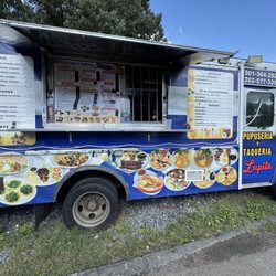 Pupuseria y Taqueria Lupita
