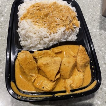 Moes Indian Kitchen - Chicken Curry - not good :( - Indian Near Me - SeaTac, Washington Moes Indian Kitchen - Chicken Curry - not good :( - Indian Near Me - SeaTac, Washington